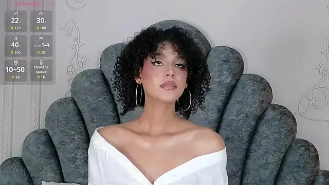 Try our streaming cams variety and talk on a personal level with our adorable girls streamers, showing off their bountiful shapes and dildos.