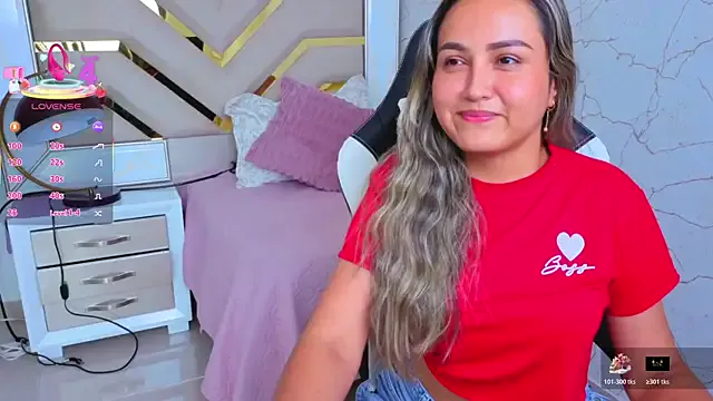 lila_cute1 from StripChat is Freechat