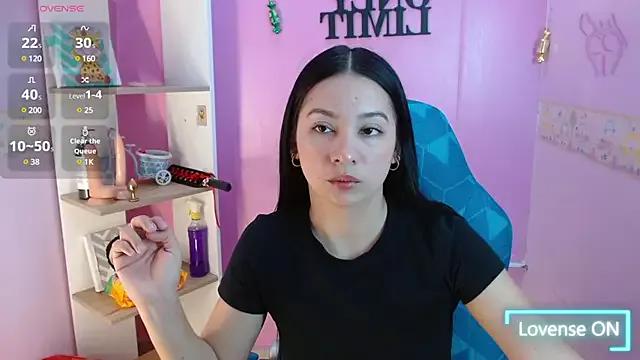 Try our streaming cams variety and talk on a personal level with our adorable girls streamers, showing off their bountiful shapes and dildos.
