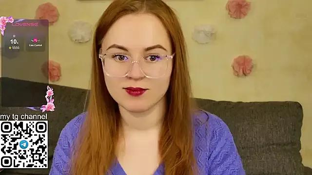 Lila_Pitt from StripChat