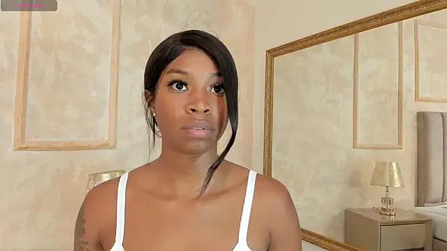 LilaBeily from StripChat