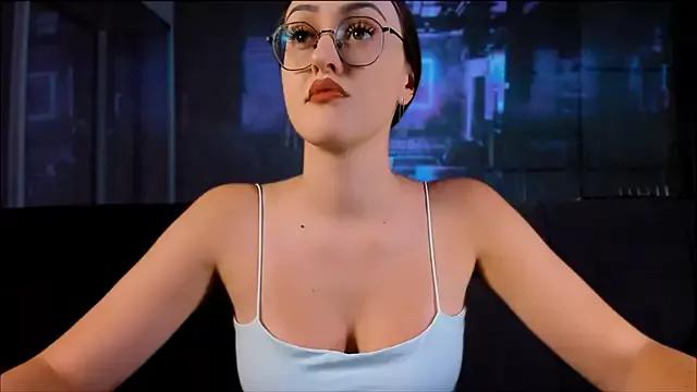 LilahEris from StripChat is Freechat