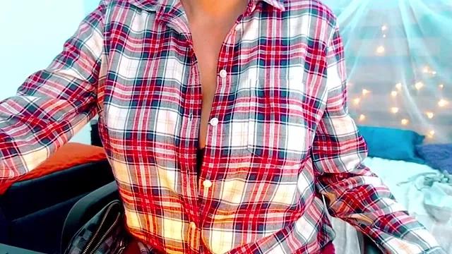 lilahSweet from StripChat