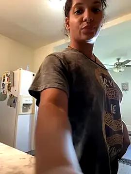 Lilcubangoddess from StripChat