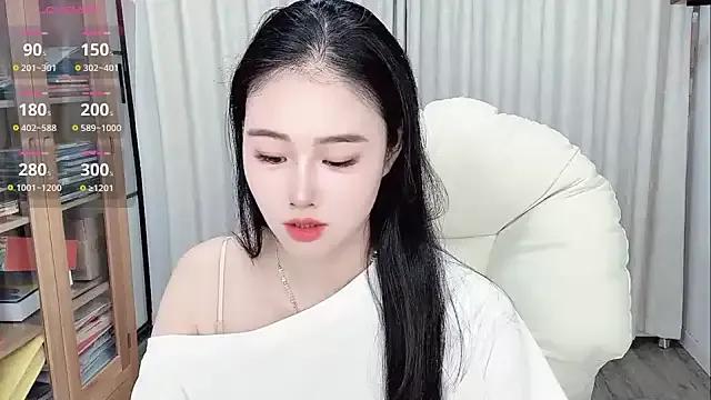 LILI-Baobei from StripChat is Freechat