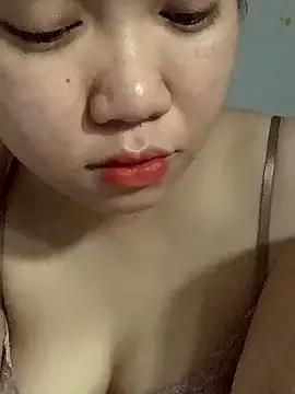 LiLi-Kirix99 from StripChat