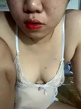 LiLi-Kirix99 from StripChat