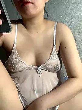 LiLi-Kirix99 from StripChat