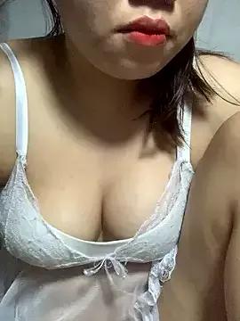 LiLi-Kirix99 from StripChat