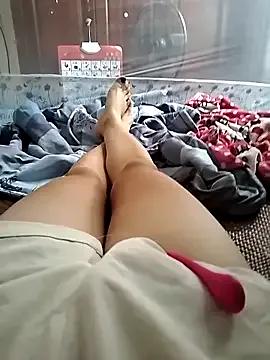 Lili_2love from StripChat is Freechat