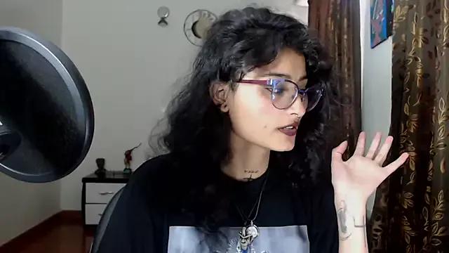 lili_clan from StripChat