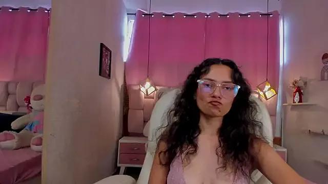 lili_clarck from StripChat