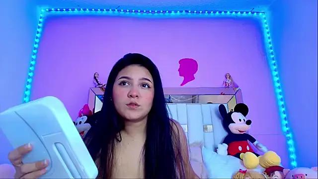 Try our streaming cams variety and talk on a personal level with our adorable girls streamers, showing off their bountiful shapes and dildos.
