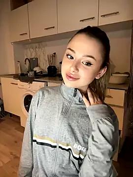 LiLi_f from StripChat is Freechat
