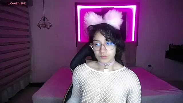 Lili_Gomez_ from StripChat is Freechat