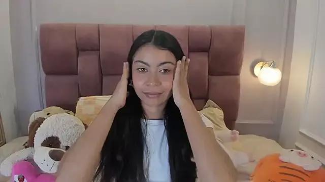 lili_swam from StripChat is Freechat