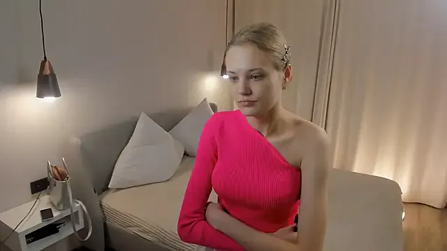 Try our streaming cams variety and talk on a personal level with our adorable girls streamers, showing off their bountiful shapes and dildos.