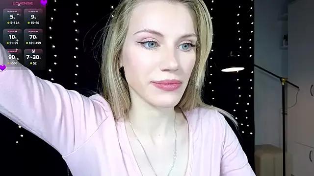 Lilianna_Just from StripChat
