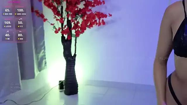 lilijwatson from StripChat is Freechat