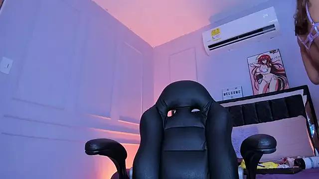 Lililovers_ from StripChat is Freechat