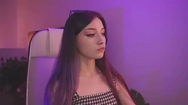 LiliLuna from StripChat is Freechat