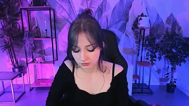 LiliLuna from StripChat