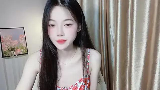 lilio_00 from StripChat