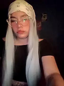 Lilith-Horny from StripChat is Freechat
