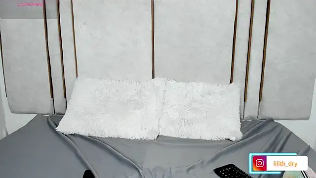 Lilith_dry on StripChat 