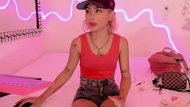 Try our streaming cams variety and talk on a personal level with our adorable girls streamers, showing off their bountiful shapes and dildos.