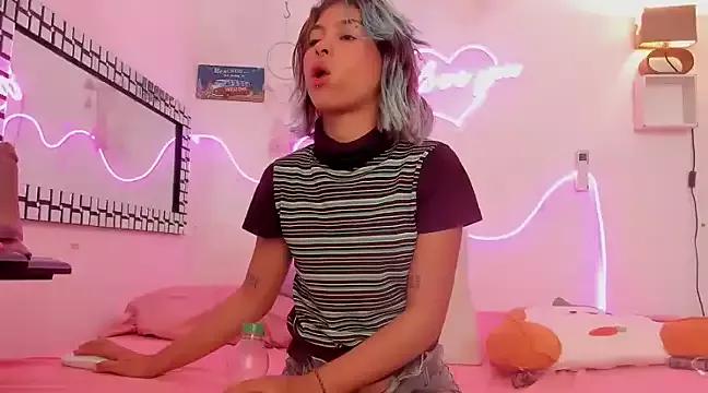 Try our streaming cams variety and talk on a personal level with our adorable girls streamers, showing off their bountiful shapes and dildos.