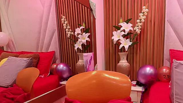 Lilith_morningstarr from StripChat is Freechat