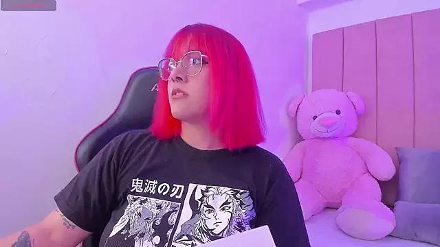Try our streaming cams variety and talk on a personal level with our adorable girls streamers, showing off their bountiful shapes and dildos.