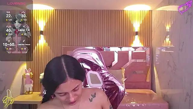 Try our streaming cams variety and talk on a personal level with our adorable girls streamers, showing off their bountiful shapes and dildos.