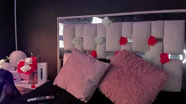 Lilith_Thompson from StripChat