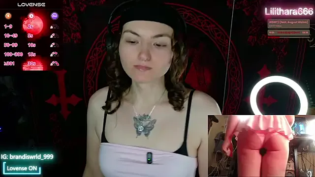 Lilithara666 on StripChat 