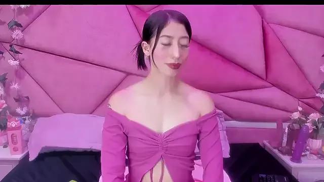 LilithCooperr_ from StripChat