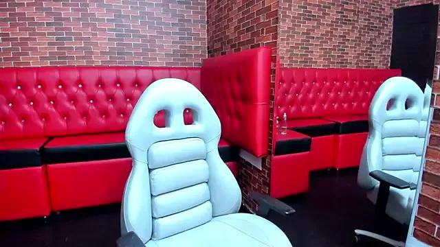 Try our streaming cams variety and talk on a personal level with our adorable girls streamers, showing off their bountiful shapes and dildos.