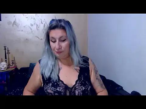 LilithGreenn from StripChat is Freechat