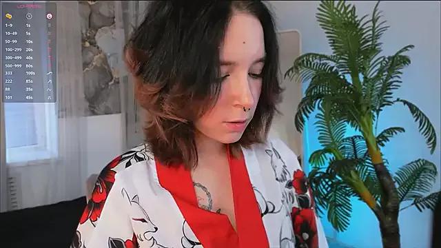 lilithlunna from StripChat