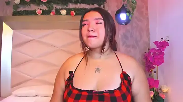 LilithMoonryn from StripChat is Freechat