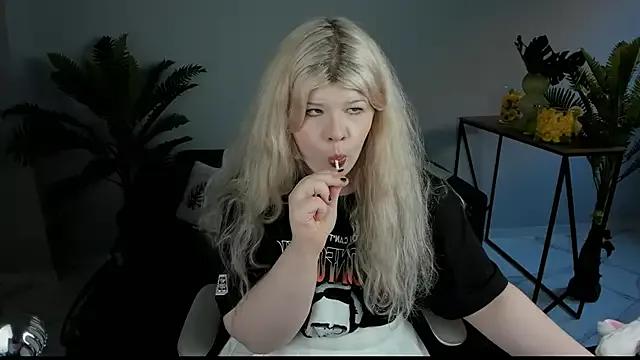 Try our streaming cams variety and talk on a personal level with our adorable girls streamers, showing off their bountiful shapes and dildos.
