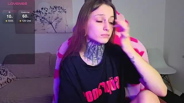 Try our streaming cams variety and talk on a personal level with our adorable girls streamers, showing off their bountiful shapes and dildos.
