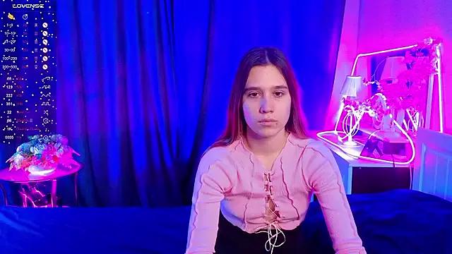 LillianLuna from StripChat