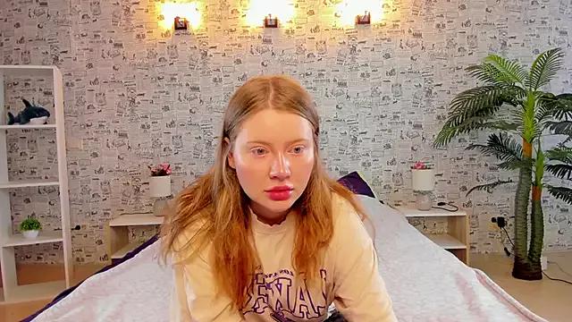 Lillie_Berry from StripChat is Freechat