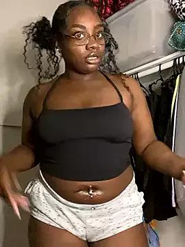 LillShayy from StripChat