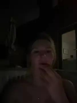 Lilly-Luscious from StripChat