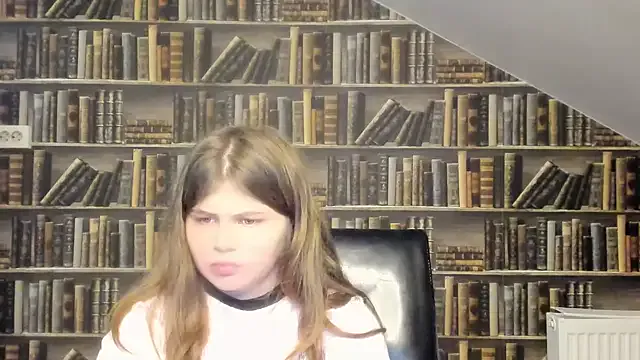 Lilly_Jess from StripChat is Freechat