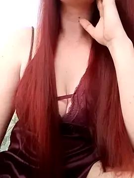 Lillyhana69 from StripChat