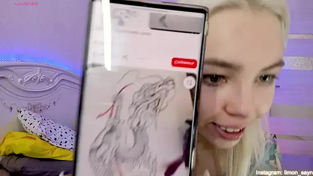 LillyMoure_ from StripChat